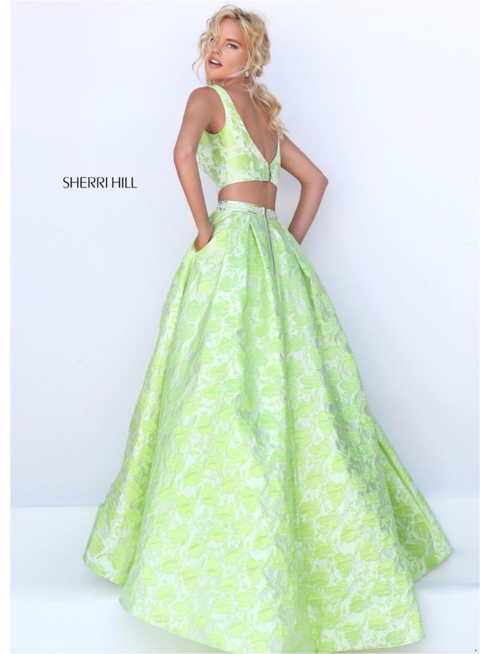 Sherri Hill two piece prom dress size 0
